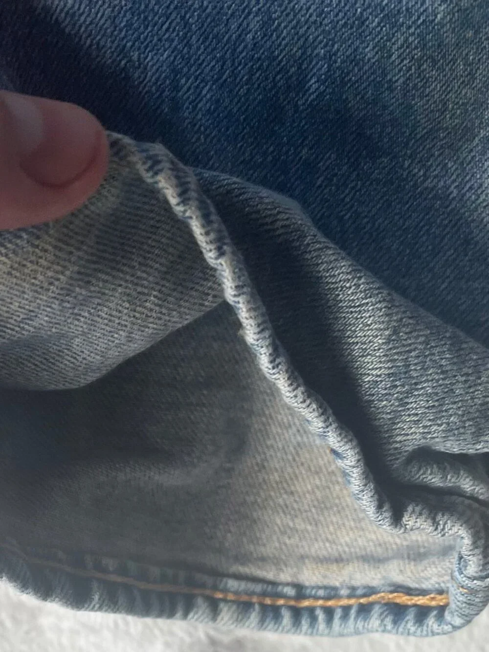 Levi’s Premium 502 Regular Taper Light Wash Jeans - Men’s 32x34